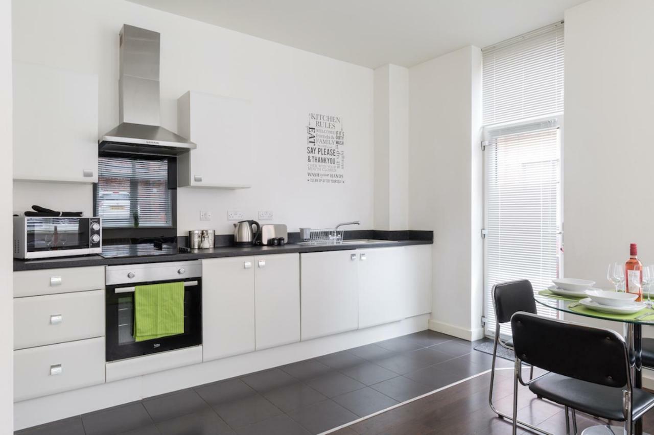 J Quarter - Sleeps 5 Long Term & Families Comfortably, 4 Beds, 2 Bathrooms Birmingham Zewnętrze zdjęcie